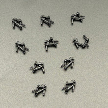 Carica l&#39;immagine nel visualizzatore di Gallery, Aimx models R1000 Set of 10pcs realistic and articulated hook in metal

